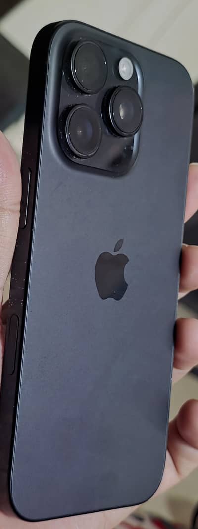 Apple iPhone 16 Pro