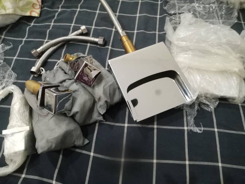 imported bathroom set 3