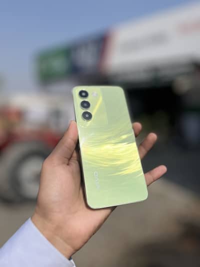 Vivo Y100 8/256 with box orignal Charger 88W