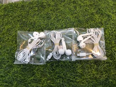 Iphone lightning handfree box pulled