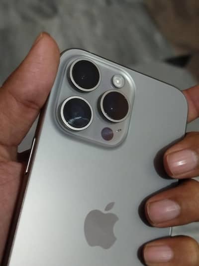 iphone 15 pro max FU