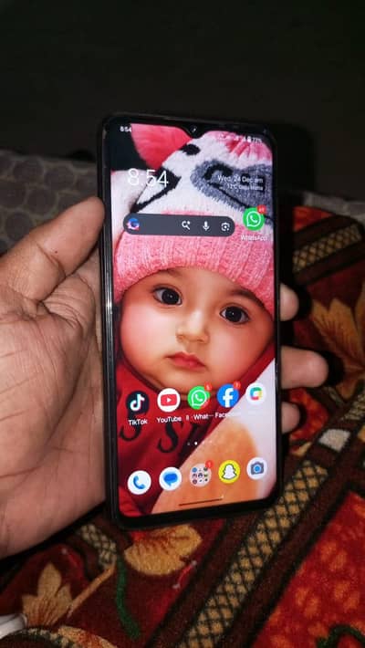 Vivo y33s full box All Ok Koi Masala Nhi one Hand Used for Home