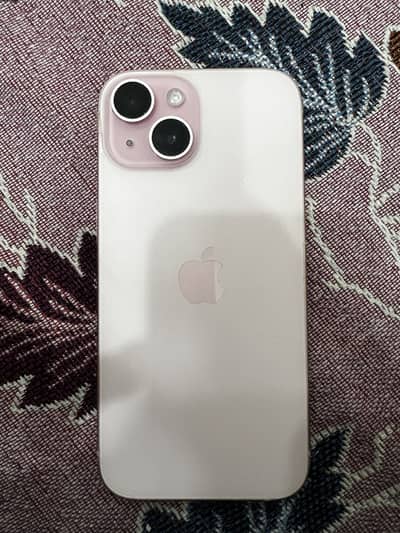 iPhone 15 Pink