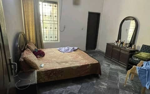 House Of 10 Marla Is Available In Contemporary Neighborhood Of Allama Iqbal Town