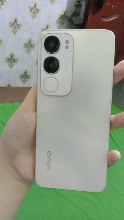 vivo y 19 s  urgent sale 6+6 Gb