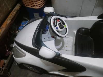 2 month use car kids. .