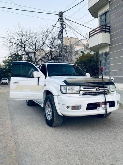 Toyota Hilux Surf SSR-G