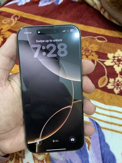 Iphone 16 pro max Natural color 10/10 condition 99% BH with box