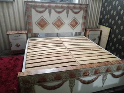 New condition wooden bed and dressing
