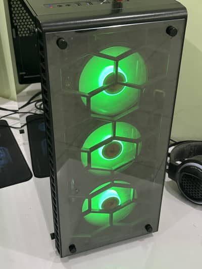 Core i5-11400 | 32GB RAM | 256GB SSD + 1TB HDD | 850W PSU