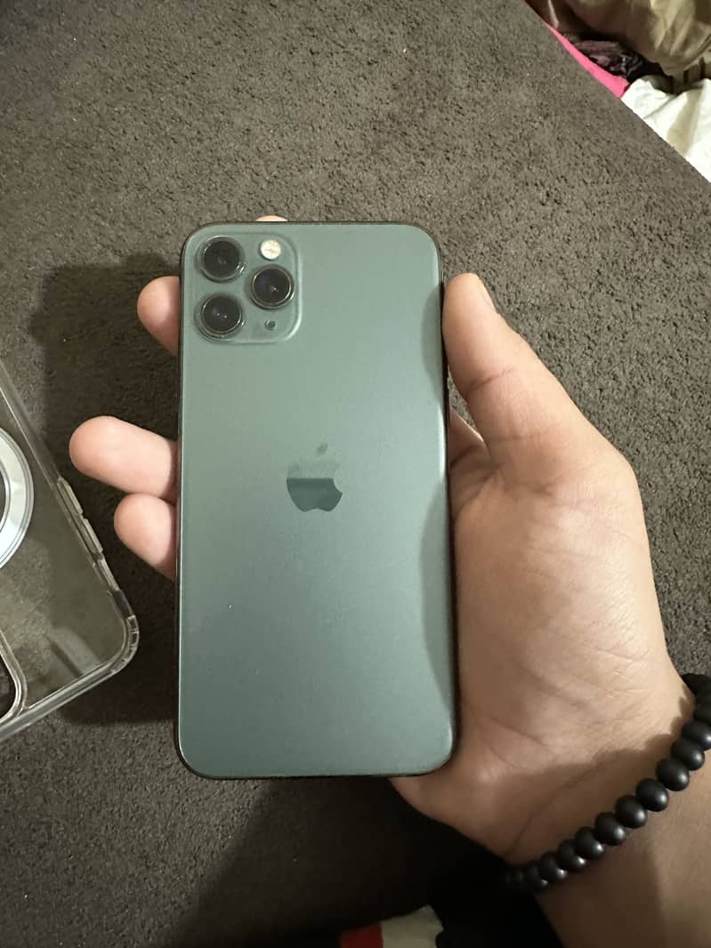 iPhone 11 Pro 0