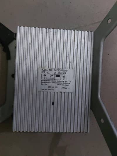 Toyota Land Cruiser Grand Original Amplifier