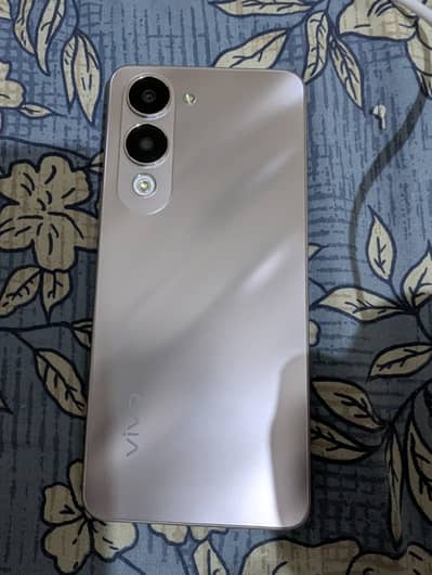 Vivo Y04 Available – Neat & Fully Working, Best Price