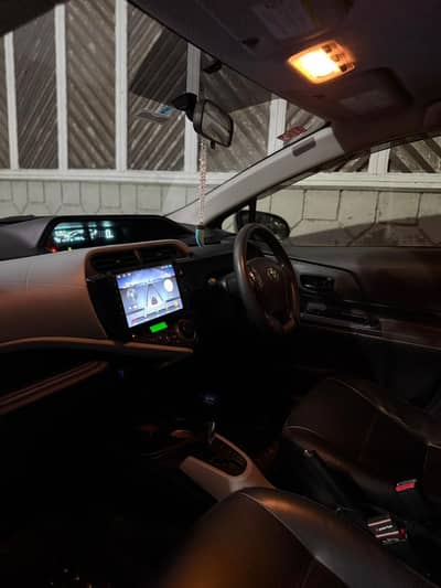 Toyota aqua L package 14/18 model