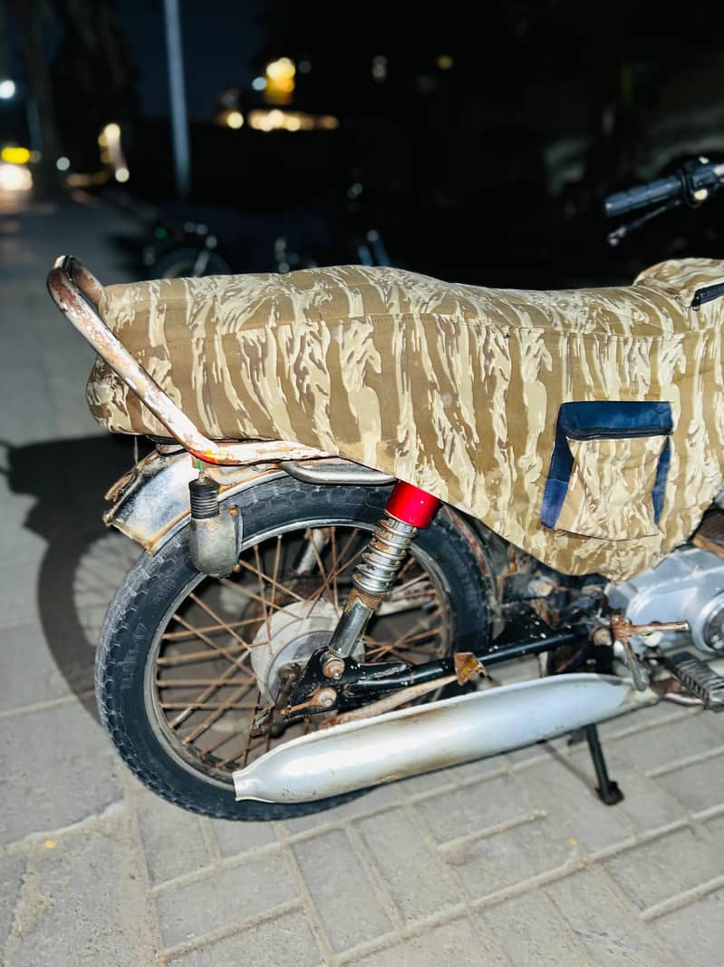 Unique 70 cc 2012 model 3