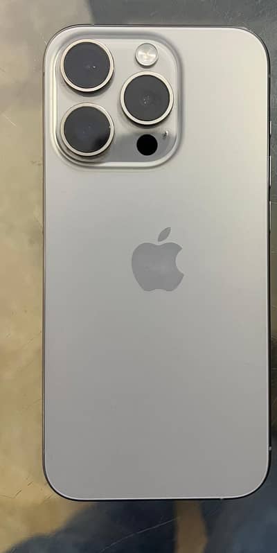 Iphone 15 pro 256GB  87℅ bettery