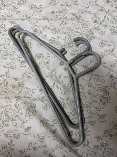Hangers 40 pcs
