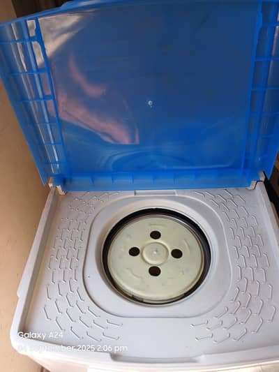 New machine not for use. . 03464152703