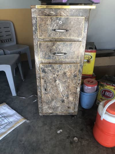 Cabinets+Cash Counter