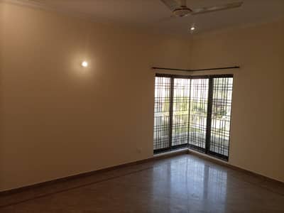 5 Marla House for Rent in Phase 3 DHA Lahore | Near Commercial & Cantt | Prime Location | Limited Option