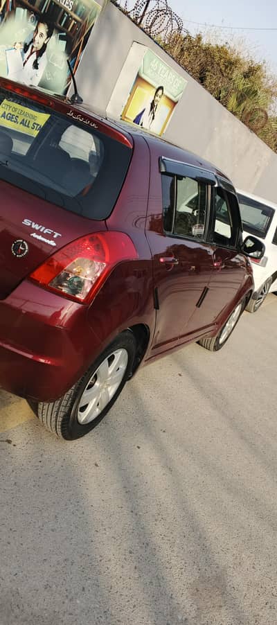 Suzuki swift 1.3 dlx