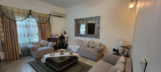 17 Marla Corner House For Sale