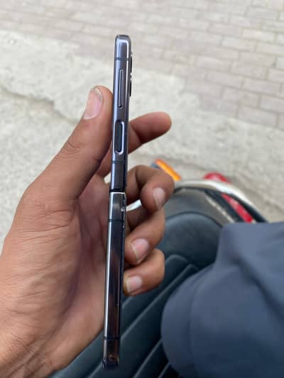galaxy Z flip4 5g 12 256