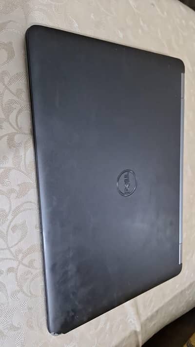 Dell Laptop Core i-7, 6 Gen, 9/10 Condition