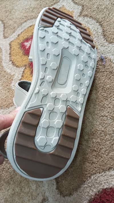 china chappal is very beautiful quality is best quality