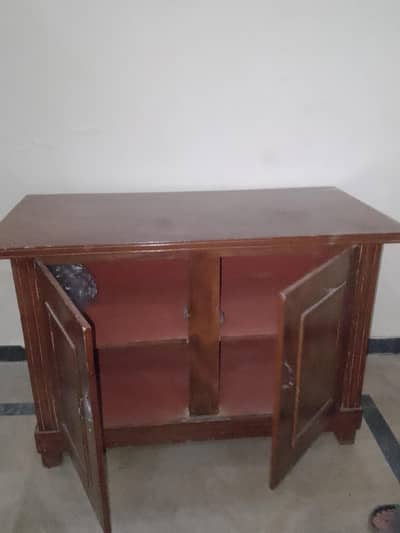 solid fulsize  iron stand