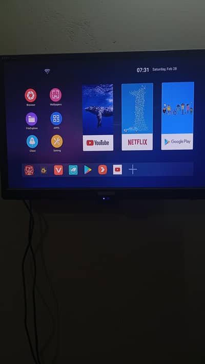 SAMSUNG LED TV