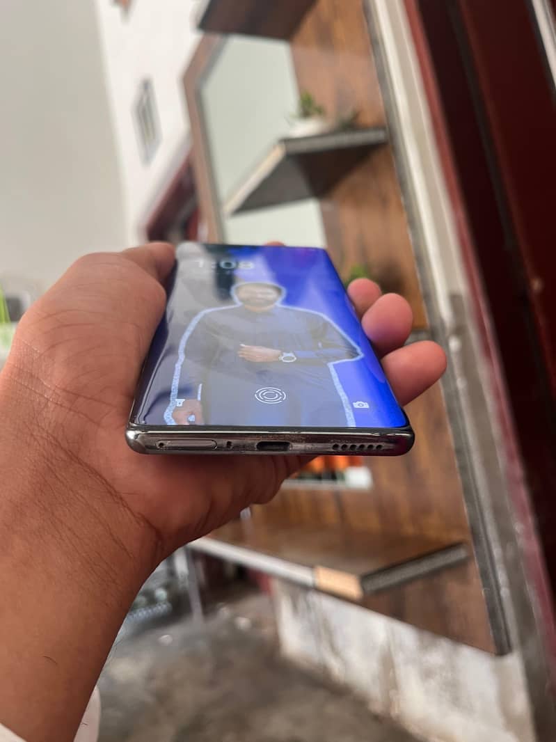 camon 40 pro 5