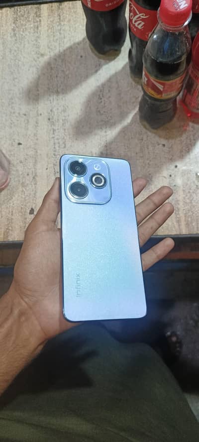 Infinx Hot 40 i 8+8 256