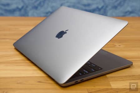 MacBook Pro 2019| 13inch| Core i7 | 16GB | 256GB SSD| 10/9.8