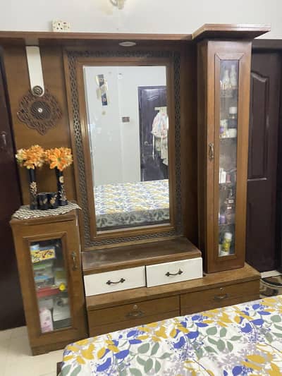 Wooden dressing table with mirror and side cabinets