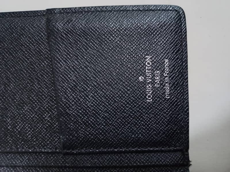 Louis vuitton wallet coded 3