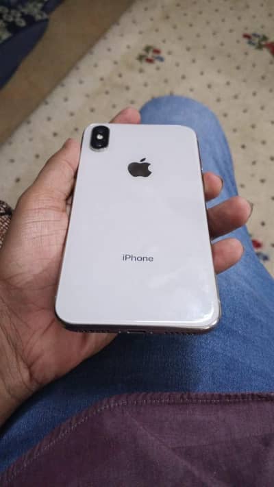 iphone x 64gb pta approved all ok 10/10 full original. .