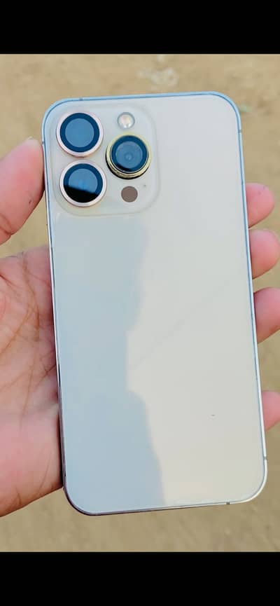 iPhone 13 Pro factory unlock (256) gb 80 health