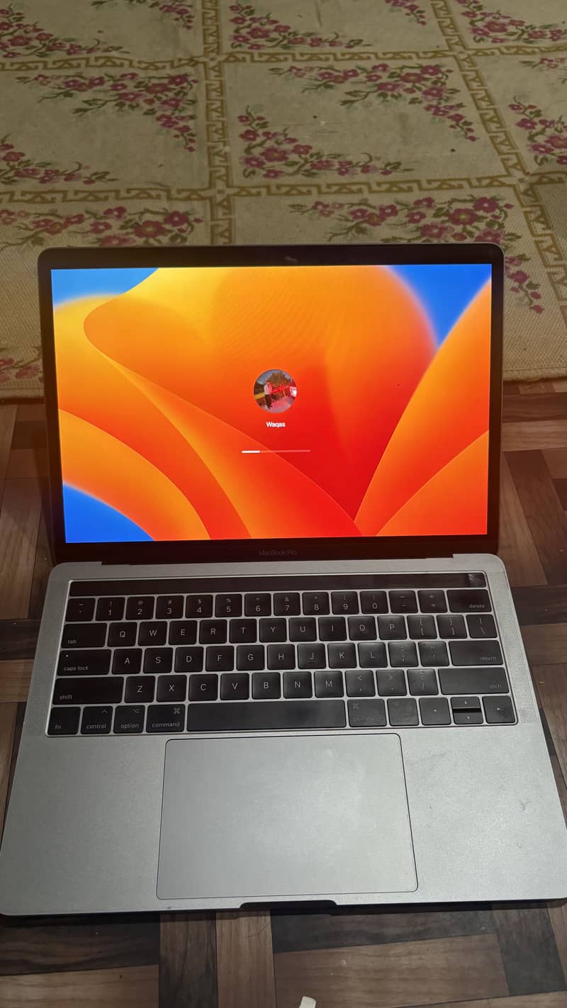 Macbook pro 2017 2