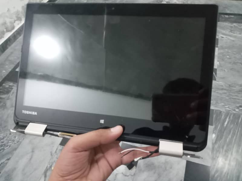 laptop working screen 0