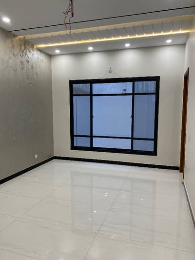 FIRST & 2ND FLOOR AVAILABLE FOR RENT FB AREA BLOCK 13 EXCELLENT LOCATION