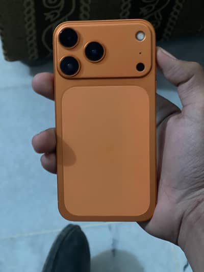 Apple iphone XR converted to 17 pro max battery health 78 but real