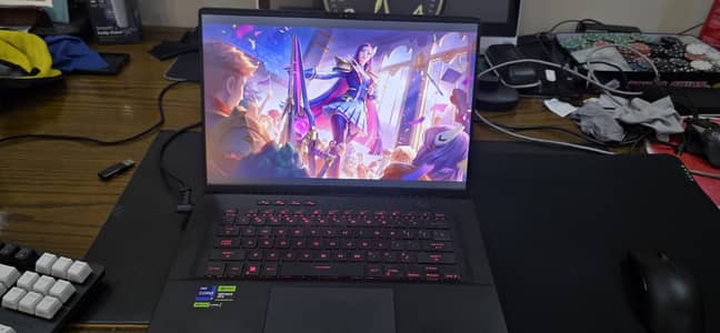 ASUS ROG Zephyrus M16 (RTX 4070)