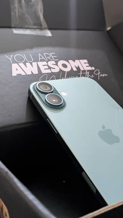 iphone 16plus 128 non pta jv (back crack)