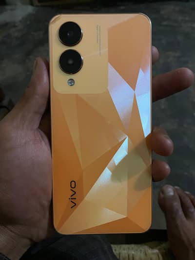 aesi condition Mei phone bohat Kam milay Ga apko