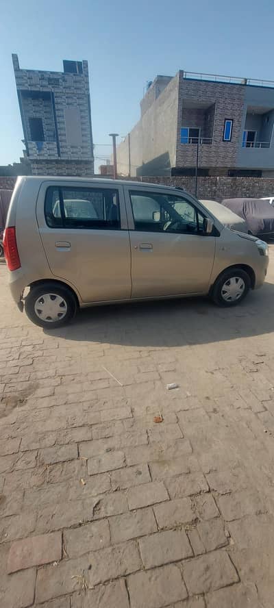 suzuky wagoner 2014 model