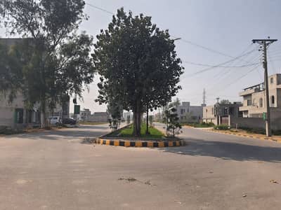 2 Kanal Plot For Sale In Shaheen Block On 100 Feet Main Road.