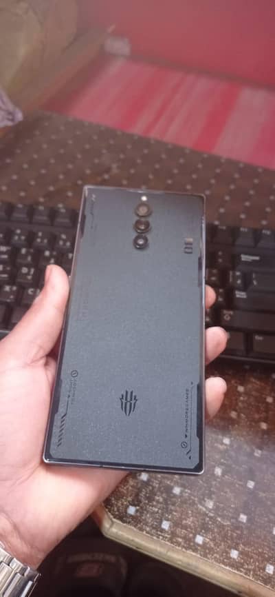 Redmagic 8 pro  16 512