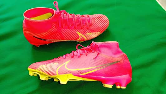 football shoes Nike phantom, airzom Adidas X puma ultra boost original