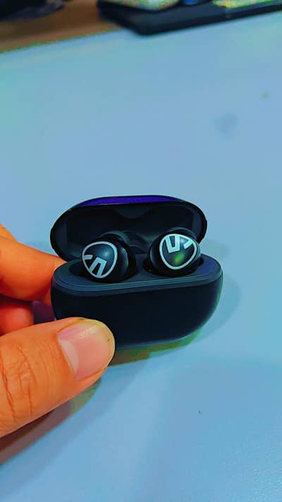 Soundpeats free2 airbuds